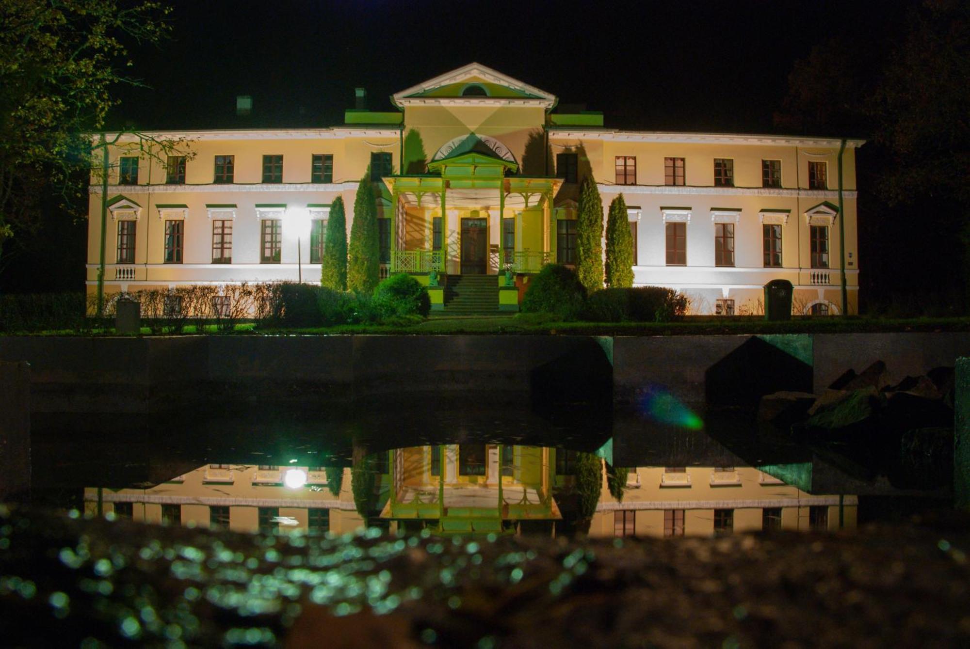 Hotel Nauksenu Muiza Naukseni Exteriér fotografie